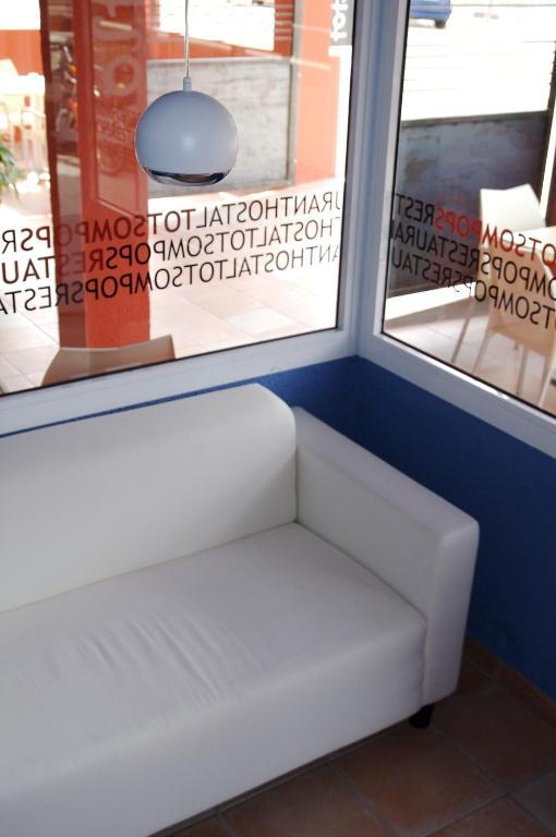 Hostal Totsompops Colera Habitación foto